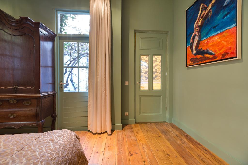 The Royal Ii - R.q.c.