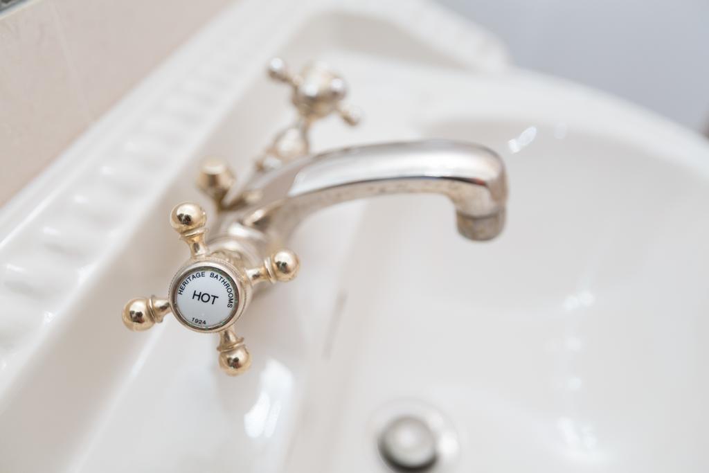 The Royal Ii - R.q.c.