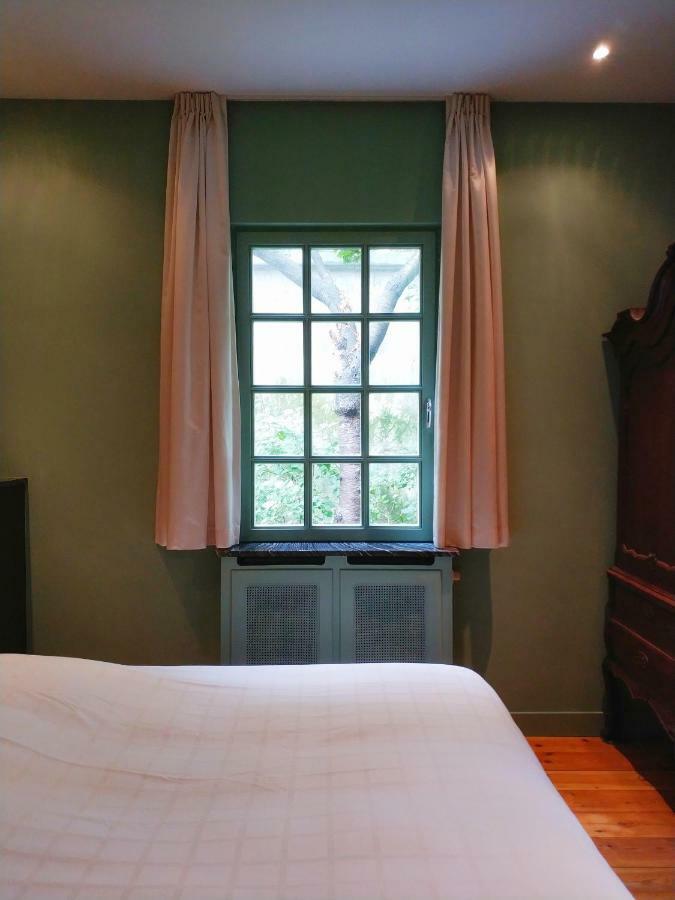 The Royal Ii - R.q.c. Den Haag